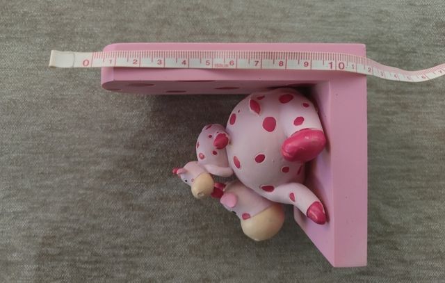 SUJETA LIBROS. PESAN.SERA DE ESCAYOLA