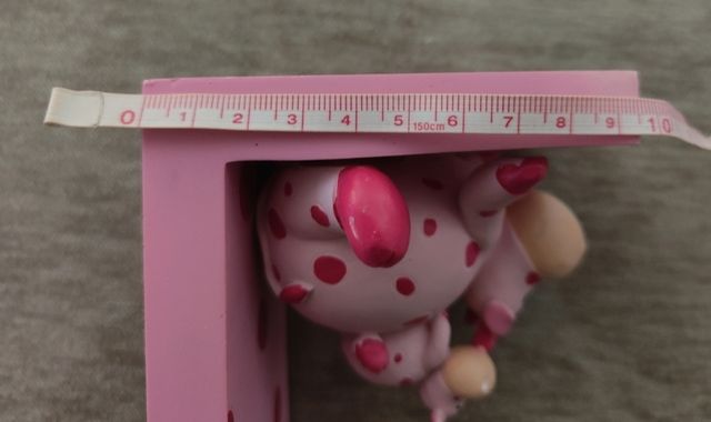 SUJETA LIBROS. PESAN.SERA DE ESCAYOLA