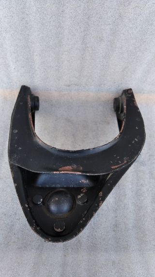 Brazo de Suspensión Del. Superior Der. Seat 124
