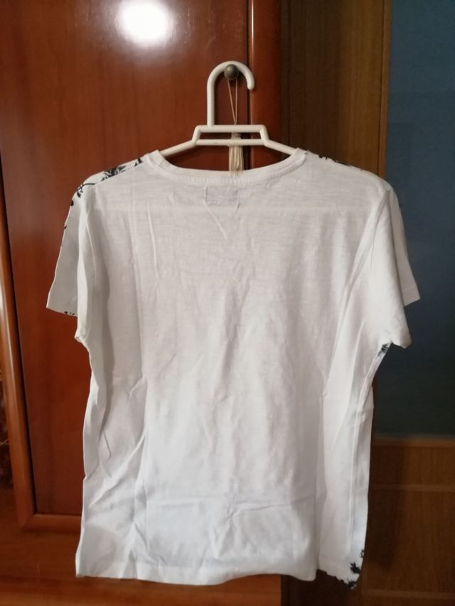 Camiseta Inside estampado