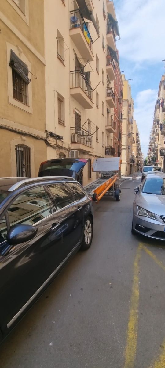 Plataforma monta mueble de