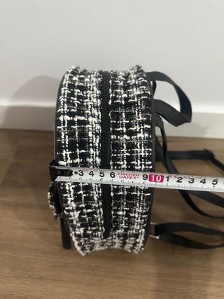 Mochila negra y blanco