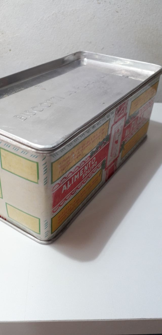 scatola latta biscotti plasmon