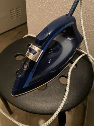 Ferro de engomar a vapor Tefal