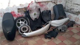Honda PS Cacha laterales 30 euros todo el lote 150