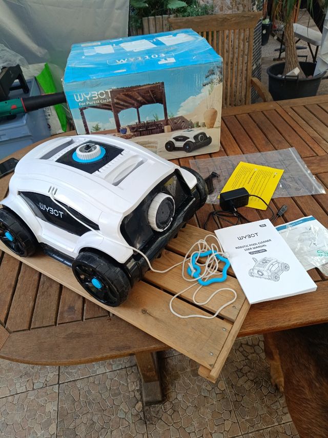 Pulitore per piscine senza fili Osprey 300 II
