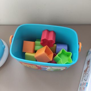 Lote de juguetes niños 0-3 años