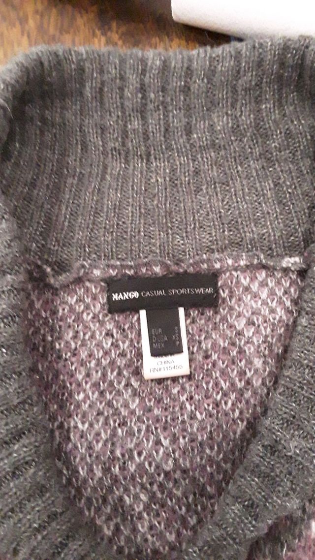 Vestido de punto de invierno de Mango