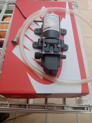 Bomba agua 12v.