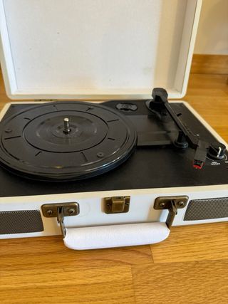 Maletin tocadiscos vintage