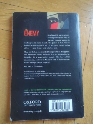 "The enemy", libro en inglés 