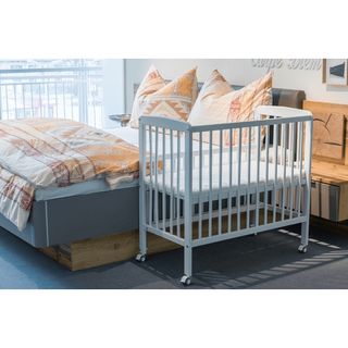 Minicuna SIN USAR colecho colchón edredón y protec