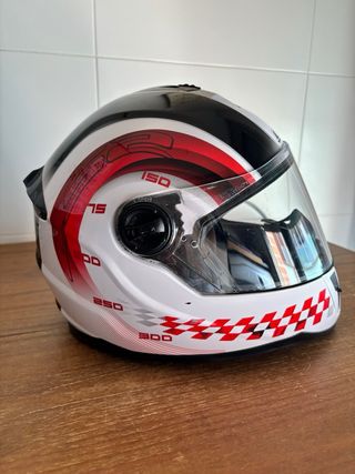 Casco de moto para niño