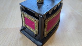 Plancha antigua hierro para brasas