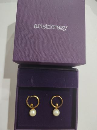 Pendientes perla 
 ARISTOCRAZY. Muy elegantes 
