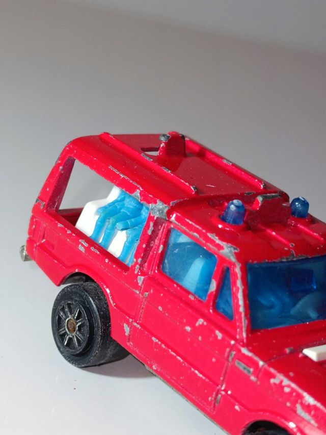 RANGE ROVER BOMBEROS 1/64 MAJORETTE