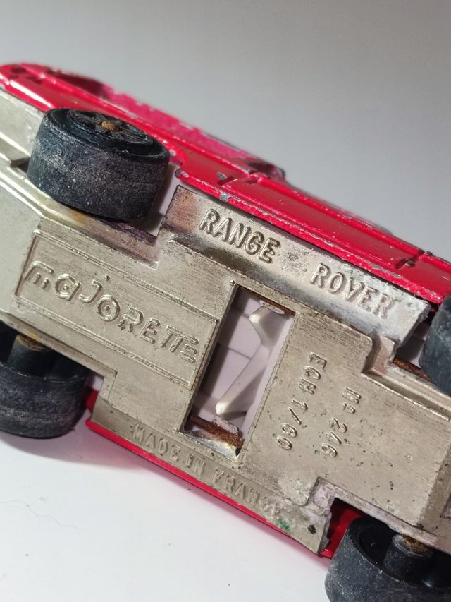 RANGE ROVER BOMBEROS 1/64 MAJORETTE