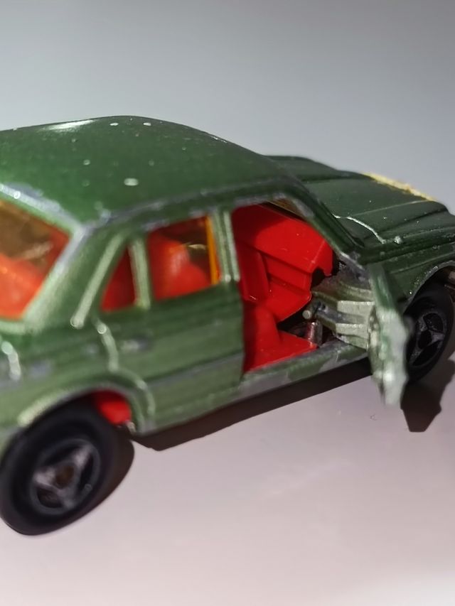 MERCEDES BENZ 450 SL 1/64 MAJORETTE