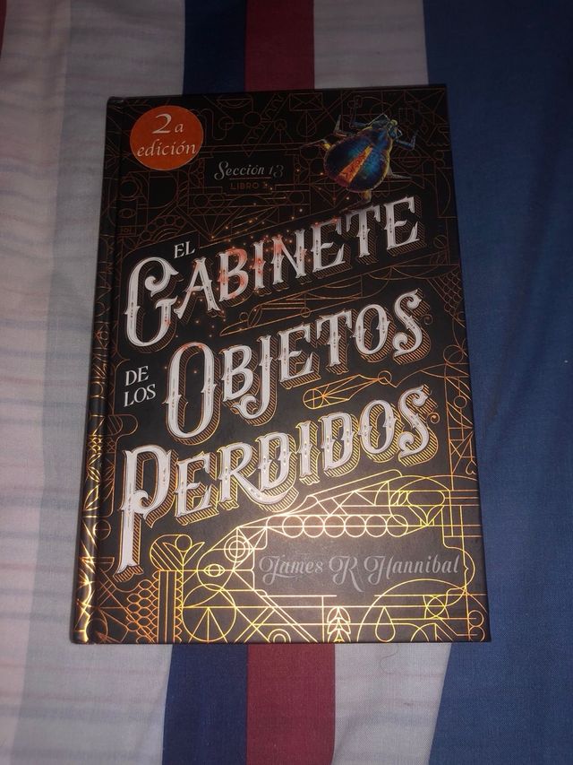 Libro “El gabinete de los objetos perdidos”