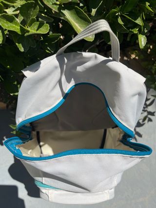 Mochila blanca Quechua