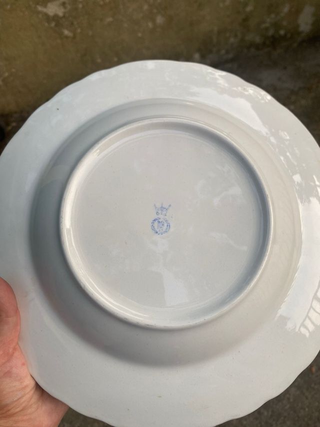 Servizio da tavola antico