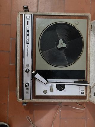 Tocadiscos Portátil FARO 330