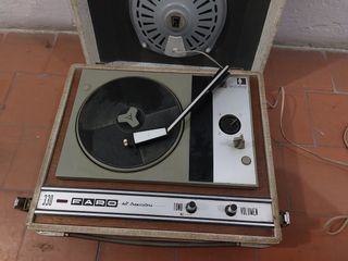 Tocadiscos Portátil FARO 330