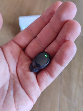 Auriculares inalámbricos bluetooth negro