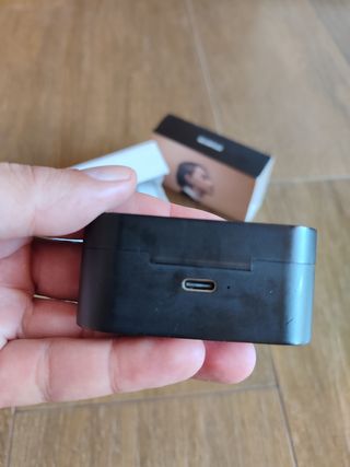 Auriculares inalámbricos bluetooth negro