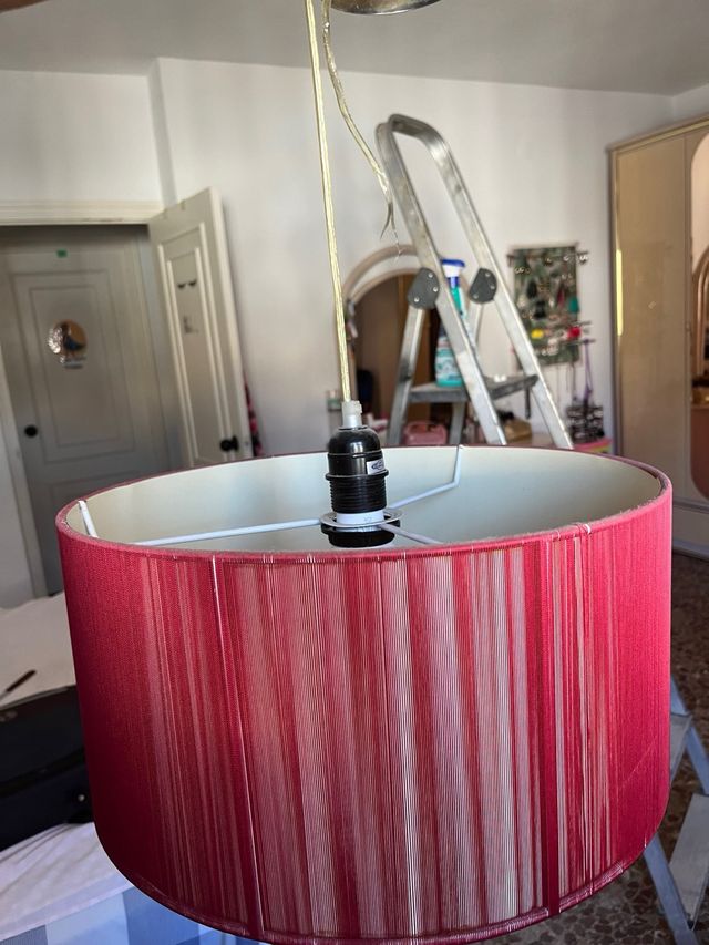 Lampara roja redonda