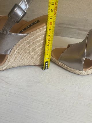 Cuñas yute plateadas