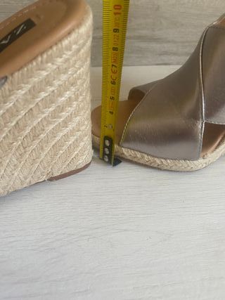 Cuñas yute plateadas