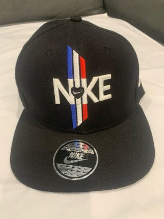 Gorra nike francia