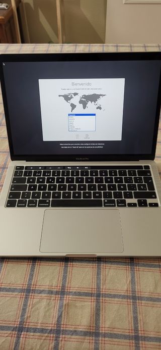 Macbook Pro A2251 