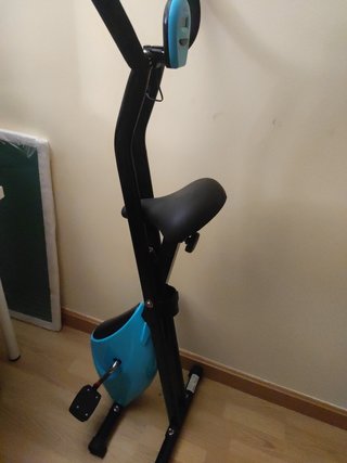 Bicicleta estática plegable