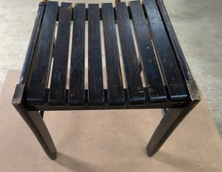 Banco pequeño de Madera