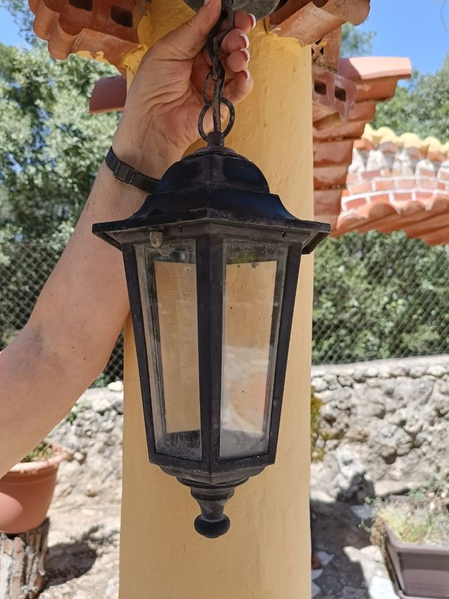 Faroles colgantes de jardin