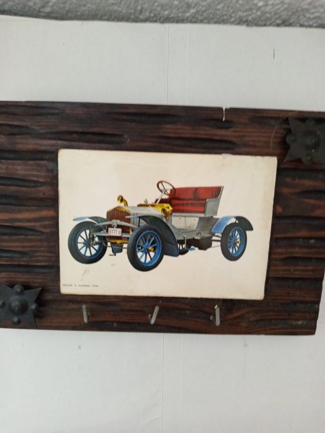 Colgador llaves antiguo madera