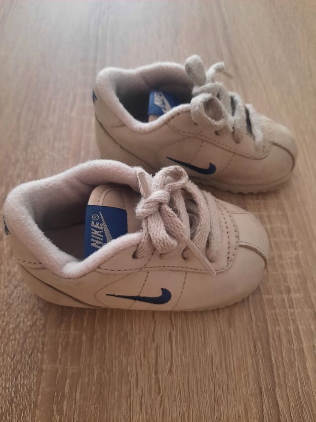 Bambas Nike Bebe 6-9 meses