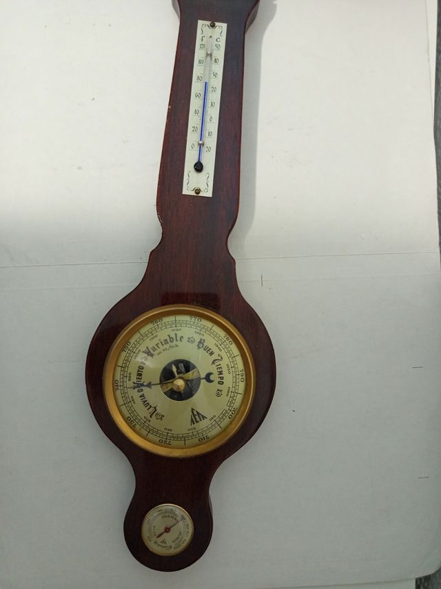 Estación metereológica antigua