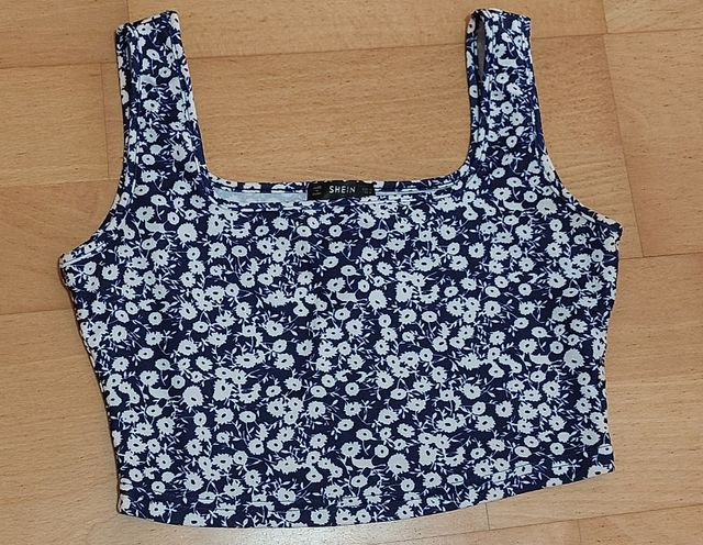 Top azul de flores de Shein