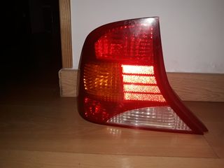 pilotos traseros ford focus  1998-2004