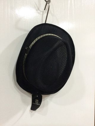 OFERTA Sombrero de playa negro