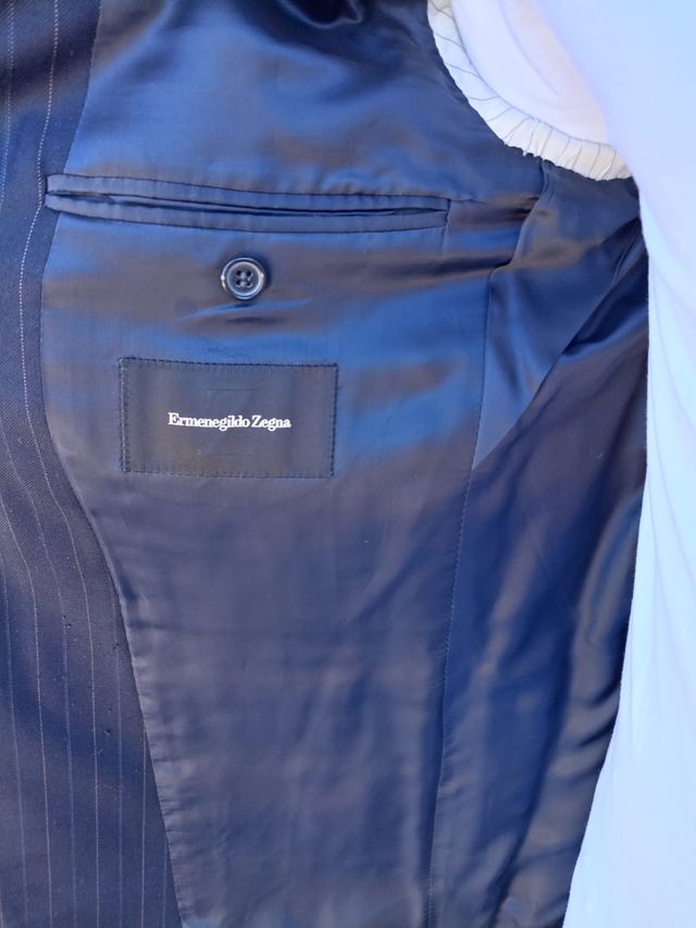 Chaqueta Ermenegildo Zegna.