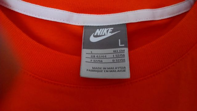 Camiseta naranja Nike 