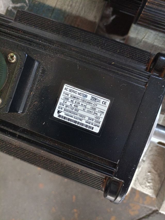 Sgdh05de 10de 15de sgmgh motori yaskawa omron