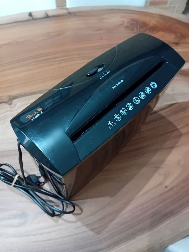 Destructora de papel escritorio