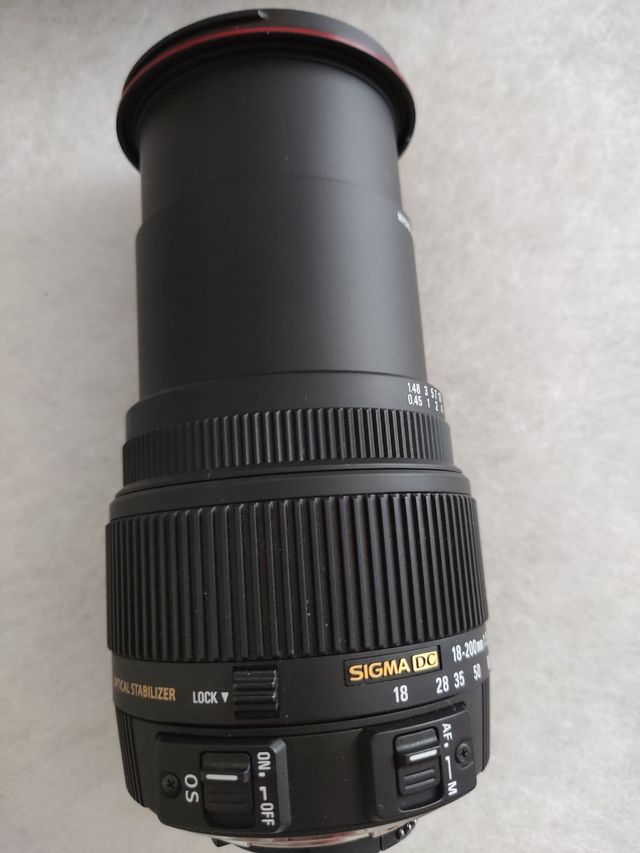 Cámara reflex c/objetivo y objetivo auxiliar