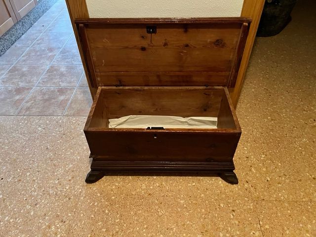 Baul de madera de finales del siglo XIX Vintage