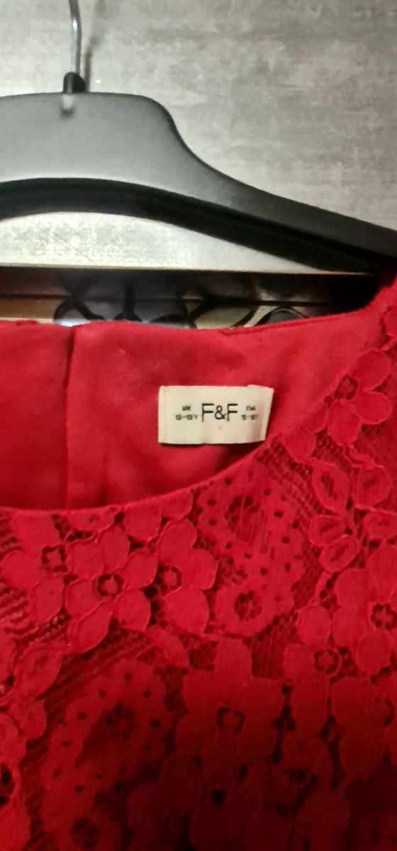 Vestido rojo niña talla 12- 13 años F&F